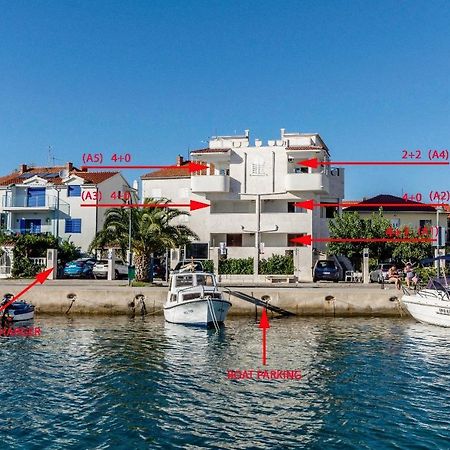 Apartments Marija - By The Sea Rogoznica  Exterior foto