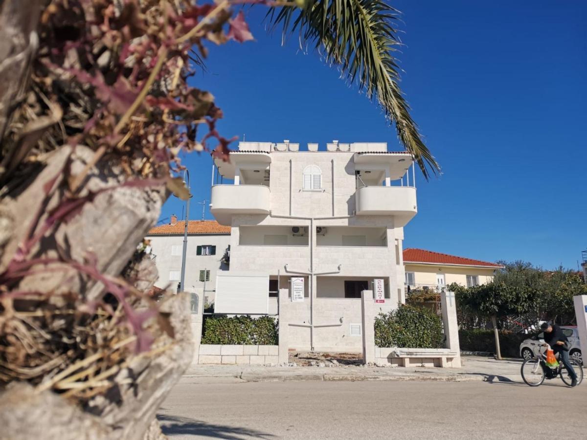 Apartments Marija - By The Sea Rogoznica  Exterior foto