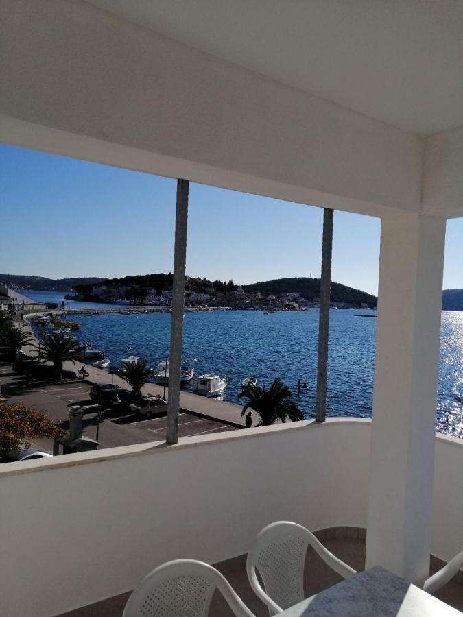 Apartments Marija - By The Sea Rogoznica  Exterior foto